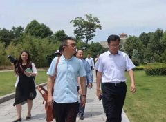 浦东水务和长桥山庄领导考察福寿园和CC网投集团