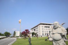 走进历史，感受名人魅力|品味名人雕塑的独特韵味