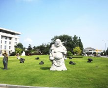 石雕艺术：凝固的时光，永恒的美学