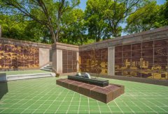 铜韵镌永：墓园美学的金属诗篇